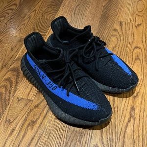 Yeezy Boost 350 V2 Dazzling Blue